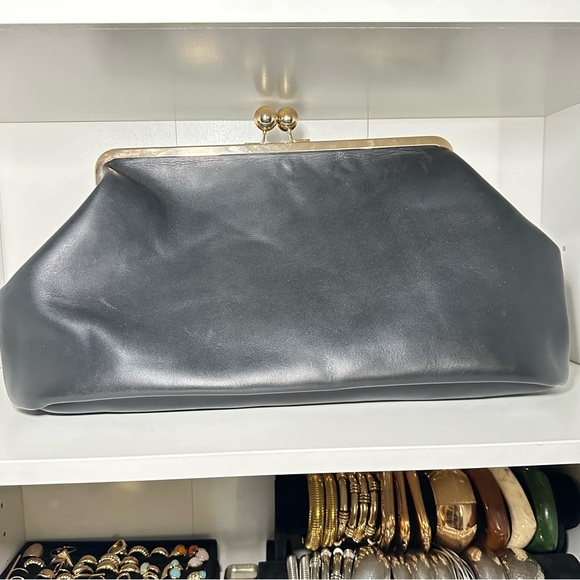 Jesalin “Sette” Oversized Leather Clutch - Picture 3 of 12